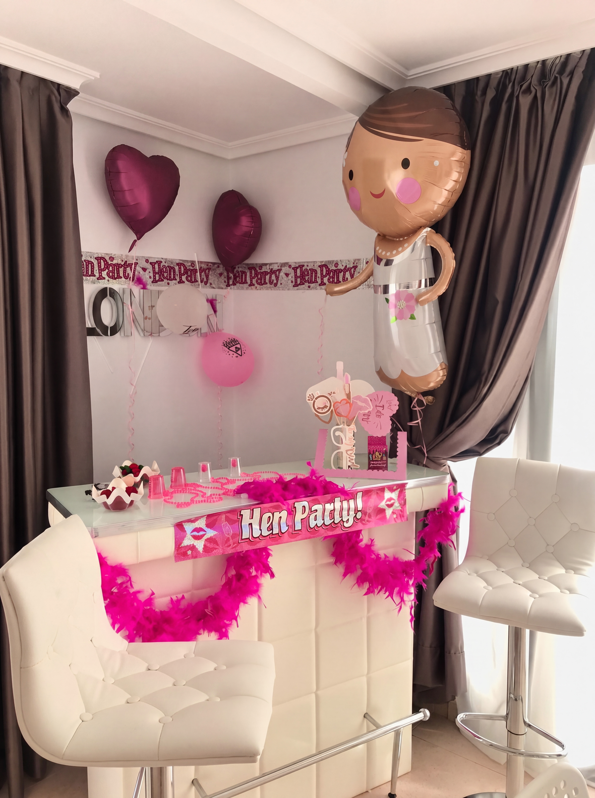 Hen party decorations at My Pretty Payma